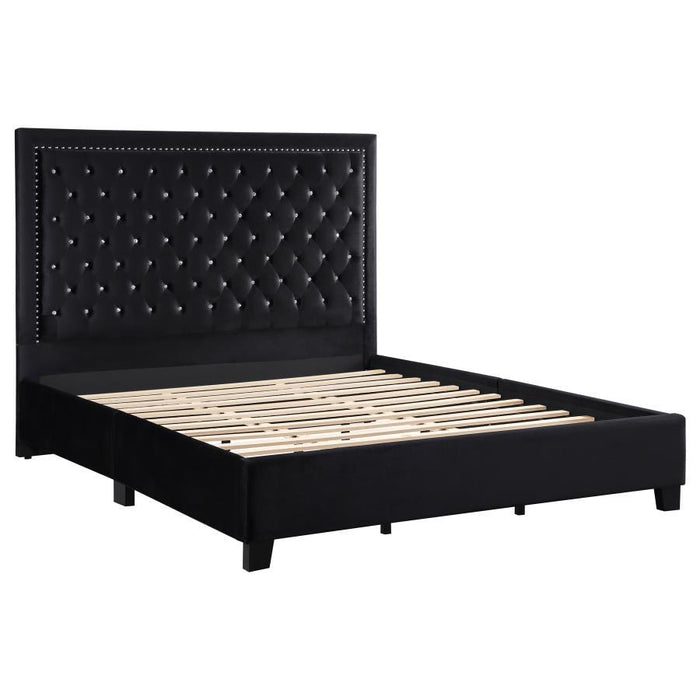 Hailey - Upholstered Panel Bed